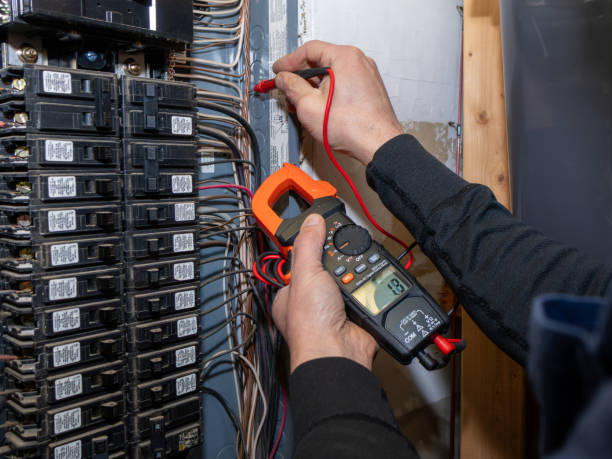 Best Licensed Electrician  in Green Forest, AR